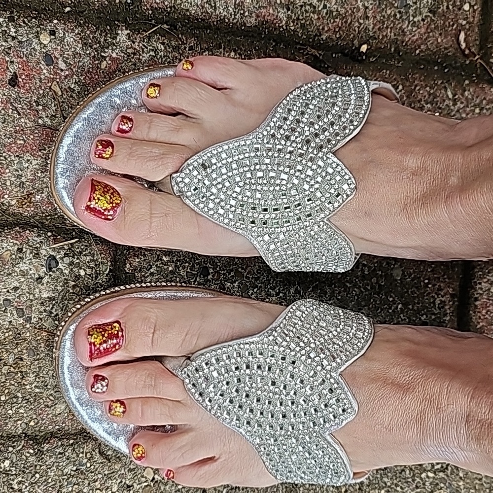Verano Rio Flipflop Sandals Silver Sparkly Rhinestones Women's Size 8 - Picture 6 of 10